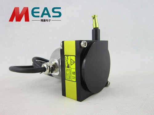 ����λ�ƾ��a�����·�к����c���������С��������U��