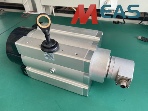 替代15米進(jìn)口拉線位移編碼器今日已測(cè)試完畢