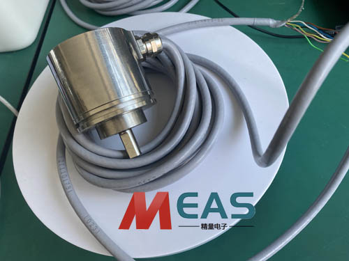 拉繩位移編碼器輸出電纜應(yīng)加裝防護(hù)套