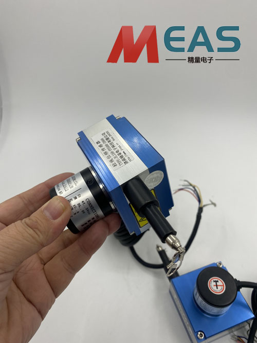 拉繩位移編碼器并對其進(jìn)行合理的優(yōu)化和調(diào)整