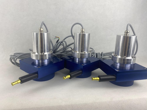 水下拉繩位移傳感器電路及控制部分與拉線繩呈分離狀態(tài)