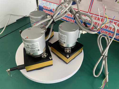 ��������λ�ƾ��a���_���L(f��ng)�U(xi��n)�F(xi��n)���ķ���ƽ��