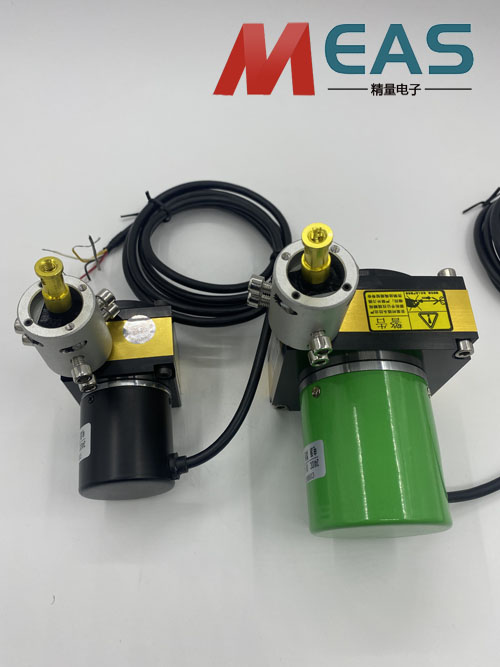 ����λ�ƾ��a�����y�����ȵ�Ҫ���(y��n)��